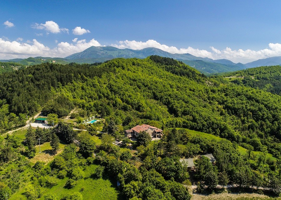 Casale Il Sogno in Umbrie, Italie prachtig gelegen vanuit de lucht