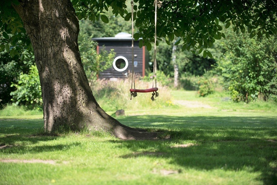 Ergoed Bossem in Twente, Nederland schommel en Sterrenkubus 2019