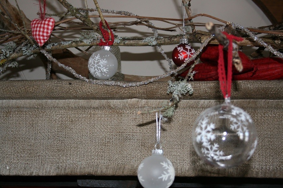 Ergoedlogies d'Ouffenhoff kerstversiering ballen 900