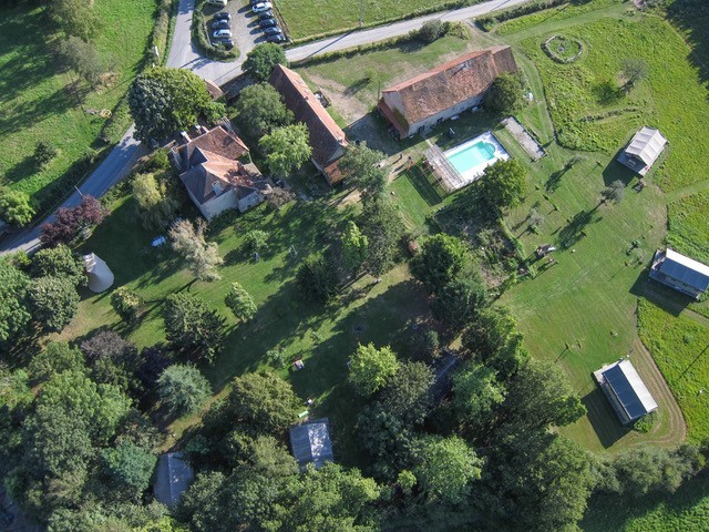 Le Mas d'en Haut in de Creuse, Frankrijk van bovenaf