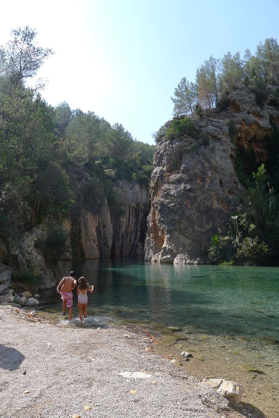 Stedentrip Valencia, Spanje bergdorpje Montanejos warmwaterbronnen Fuentes de los Baños