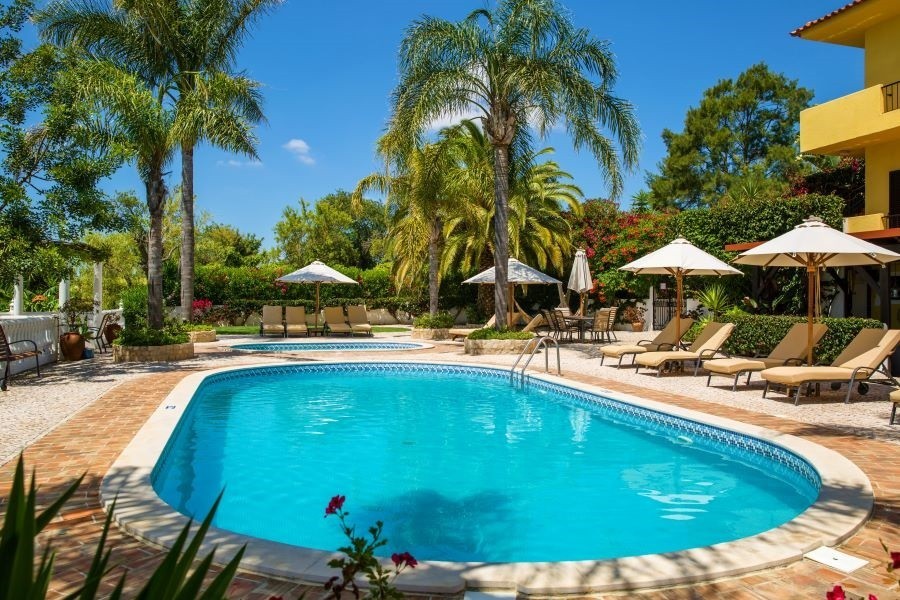 Vila do Ouro in de Algarve, Portugal POOL WEST